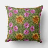 ユリとコスモスの花/オリーブグリーン模様 クッション (正面)