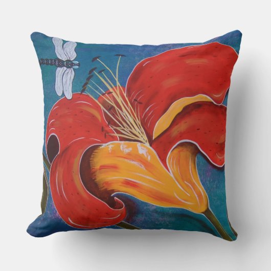 ユリの枕を持つトンボ クッション (正面)