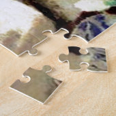 ユリを持つ若いベトナムの女性 ジグソーパズル (側面)