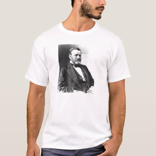 ユリシーズ助成金 Tシャツ (正面)