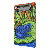 ユリパッド背の高い草の上の明るい青まだらのカエル ミニクリップボード (アングル2)