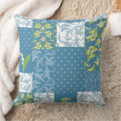 ユリ・オブ・ザ・バレフェイクー・パッチワーク、青 クッション (ブランケット)