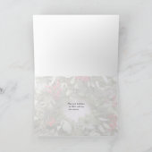 ユーカリと赤い果実を持つクリスマスリース シーズンカード (内部)