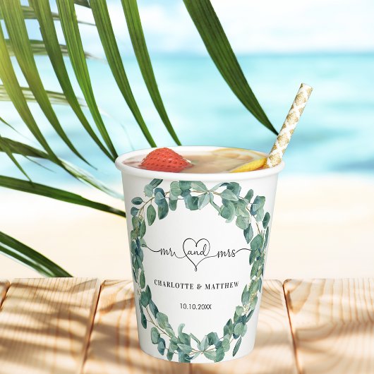 ユーカリのグリーンが美しい結婚式の装飾 紙コップ