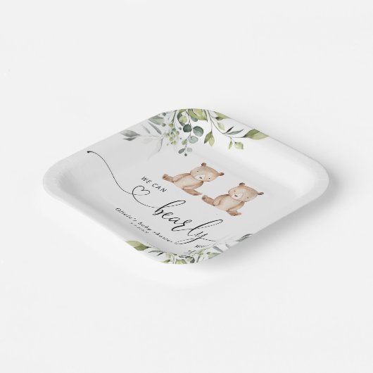 ユーカリの双子は赤ちゃんシャワーを持つ ペーパープレート (傾斜あり)