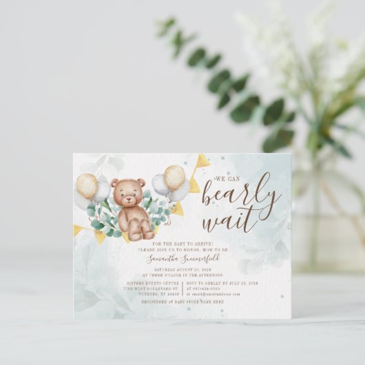 ユーカリの葉の緑のクマ赤面赤ちゃんシャワー インビテーションポストカード (スタンド正面)