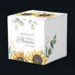 ユーカリひまわり花スクリプト ブライダルシャワー フェイバーボックス<br><div class="desc">このかわいい植物テンプレートを使用して、美しいラスティック フローラル ブーケとモダンなシンプル タイポグラフィーを備えたモダンなひまわりユーカリ フローラル スクリプト ブライダル シャワー フェイバー ボックスを作成します。
ヒント:このデザインをフィーチャーした以下のコレクションでは、RSVP、ウェディングプログラム、バナー、タペストリー、ギフトタグ、サイン、その他のウェディング記念品やグッズなどの、結婚式のカードをマッチングできます。</div>