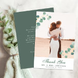 ユーカリエレガントカリの緑の書道結婚の書 サンキューカード<br><div class="desc">ユーカリエレガントーの緑の書結婚道の写真サンキューカード。この美表現しい写真サンキューカードであなたの写真を特別に特別に作った友結婚達や家族に対し結婚て感謝する。すべての文字は、自分の言葉で簡単かつ迅速にパーソナライズするために事前に配置されている。</div>