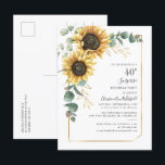 ユーカリプスグリーンリーサンフラワー40th誕生日パーティー インビテーションポストカード<br><div class="desc">私たちのフローラと緑の幾何学的なテンプレートを使用して誕生日の招待の1つを作成する金ゴールド箔の幾何学的なフレームとユーカリクリックスを特徴とする"パーソナライズ"ボタン</div>