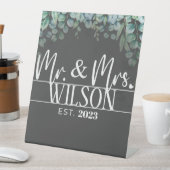 ユーカリモダンプタスの設立結婚者 台座サイン (インサイチュ)