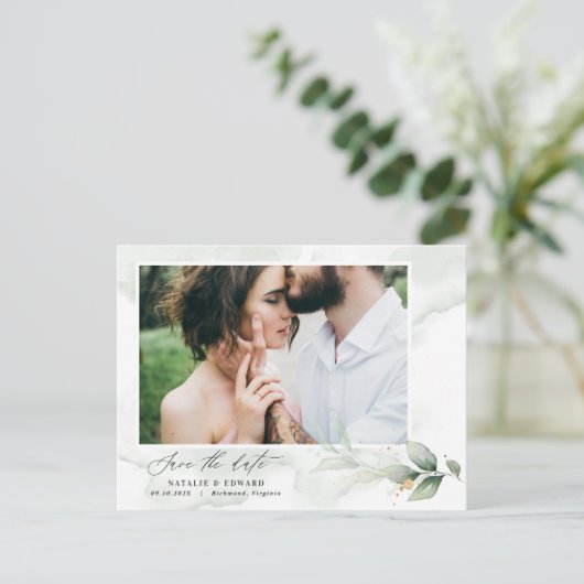 ユーカリ写真エレガントな結婚式の日付を保存 案内ポストカード (スタンド正面)