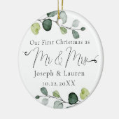 ユーカリ私たちの結婚した初めてのクリスマスミスターとミセス セラミックオーナメント (左)
