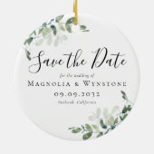 ユーカリ結婚式の日付を保存 セラミックオーナメント (裏面)