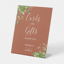 ユーカリ緑のテラコッタカードとギフト