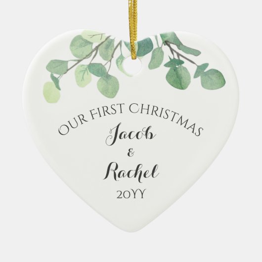 ユーカリ緑の初めてのクリスマス結婚した写真 セラミックオーナメント (正面)