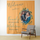 ユーカリ・マリーゴールドのエンゲージメントパーティーの写真 タペストリー (インサイチュ)