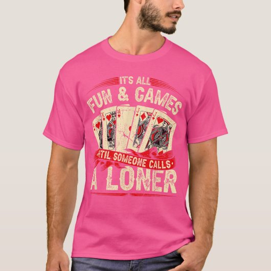 ユーカ―カードゲームの孤独な友達 Tシャツ (正面)