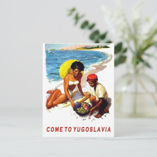 ユーゴスラビア、フルーツセラーとビーチ上の女性 ポストカード (スタンド正面)