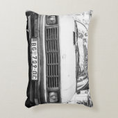 ユーゴ古いユーゴスラビア車 アクセントクッション (正面(垂直))