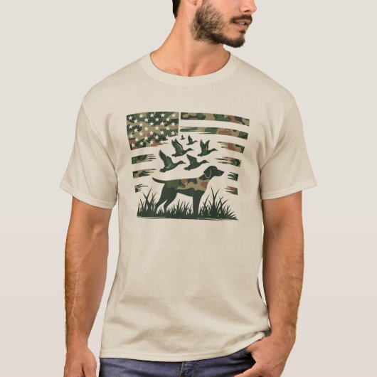ユース カモフラージュ マガモ 狩猟 犬 フラッグ Tシャツ (正面)