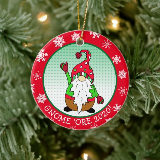 ユーモアあふれるノームのクリスマスジョーク セラミックオーナメント (ツリー)