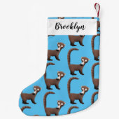 ユーモアあふれる好奇心旺盛なコアティの漫画イラスト スモールクリスマスストッキング (裏面)