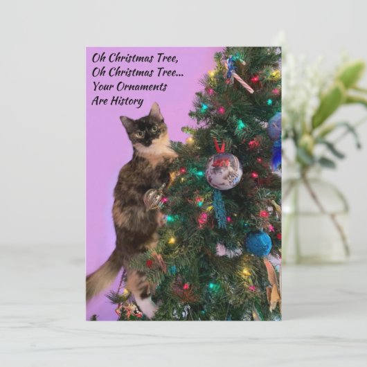 ユーモアあふれる木の上の猫がオーナメントを眺めるホリデーシーズン シーズンカード (スタンド正面)