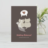 ユーモアあふれる漫画風の猫の結婚式リハーサル招待状 招待状 (スタンド正面)