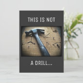 ユーモアあふれる父の日「これは訓練ではない」ダッドジョーク カード (スタンド正面)