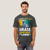 ユーモアあふれる芝刈り ビール パパ 庭園 芝生 Tシャツ (正面フル)