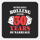 ユーモアあふれる50周年記念の夫婦 50年結婚生活を送るカップル スクエアシール (正面)