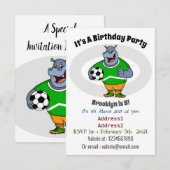 ユーモアたっぷりのヒポのサッカー選手のイラスト 招待状 (正面/裏面)