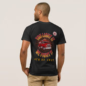 ユーモアたっぷりの消防士の7月4日 Tシャツ