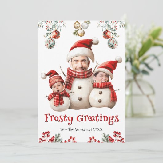 ユーモアたっぷりの雪だるまファミリー写真フレーム クールで楽しいクリスマス シーズンカード (スタンド正面)