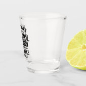 ユーモアたっぷり 私のアルコールと人への寛容さ ショットグラス (右)