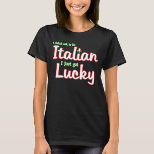ユーモアのあるでイタリアンな発言を用いる女性暗いワイシャツ Tシャツ