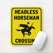 ユーモアのあるな印-頭のない騎手の交差 マウスパッド (マウス)