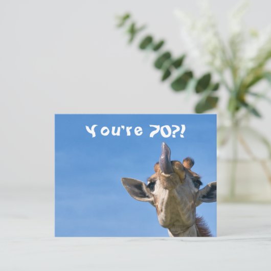 ユーモアのあるキリン お誕生日おめでとう70歳 ポストカード (スタンド正面)