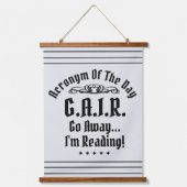 ユーモアのある読の頭字語ブラック文字 吊り下げ型タペストリー (正面)