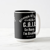 ユーモアのある読頭字語ホワイト文字 ツートーンマグカップ (正面右)