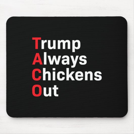 ユーモアのタコトランプは常に鶏を追い出す マウスパッド (正面)