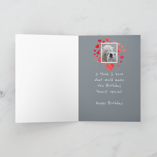 ユーモアを抱きしめている誕生日の気のあるそぶりをしたな白くま カード (内部)