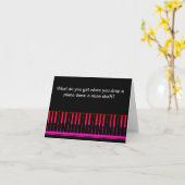 ユーモア溢れるピアノジョークの誕生日カード カード (黄色い花)