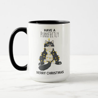 ユーモラスなクリスマスの黒猫 - シンプルな冬のユーモア マグカップ