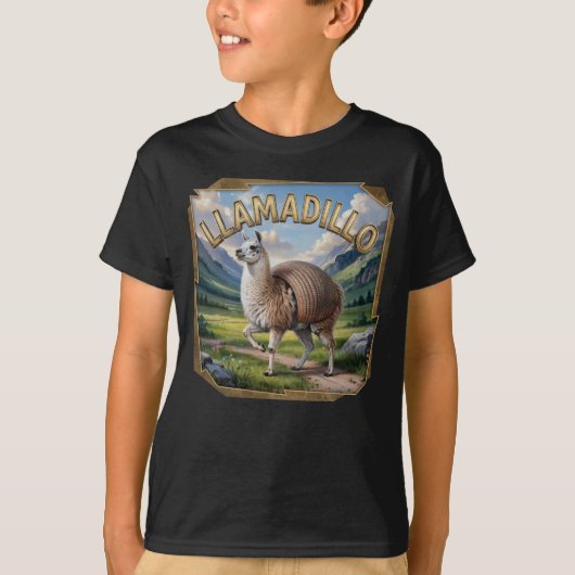 ユーモラスなリャマディロ - アルマジロ姿のリャマの写真 Tシャツ (正面)