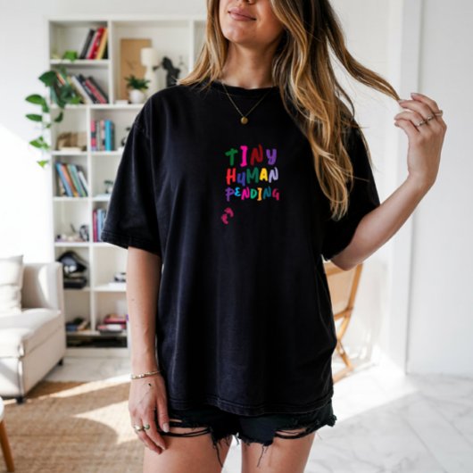 ユーモラスな妊娠の指紋カラフル Tシャツ