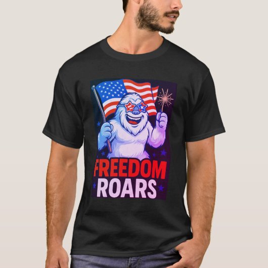 ユーモラスな愛国イエティ「FREEDOM ROARS(自由の雄叫び)」7月4日Tシャツ Tシャツ (正面)