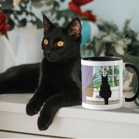 ユーモラスな緑の好奇心旺盛な黒猫の窓辺 マグカップ