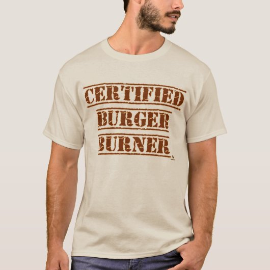 ユーモラスな認定バーガー焼き BBQスローガン Tシャツ (正面)