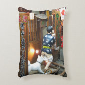 ユーモ日本のー – ズボンを下ろす犬 アクセントクッション (正面(垂直))